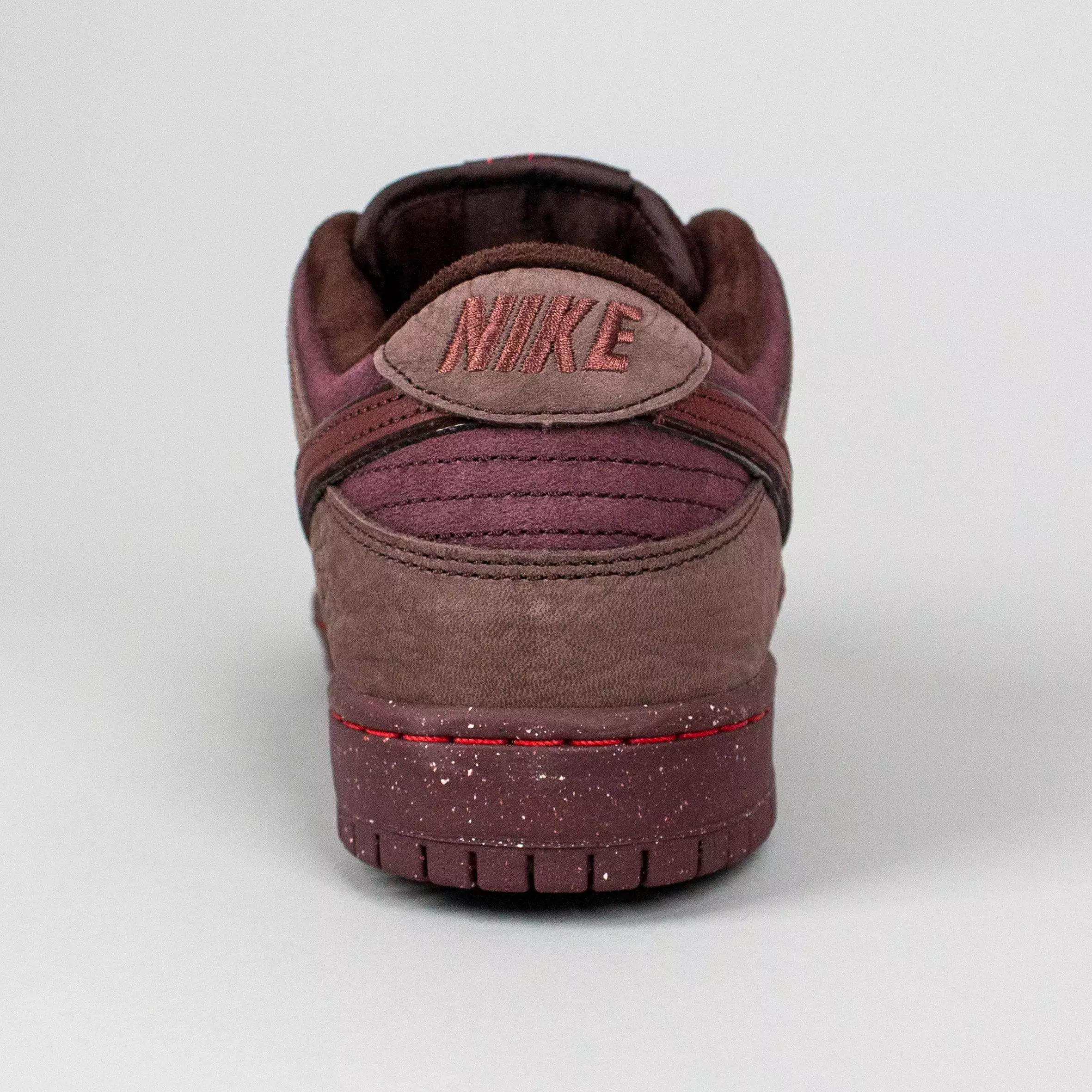 Nike SB Dunk Low Pro Shoes Burgundy Crush/Dark Team Red