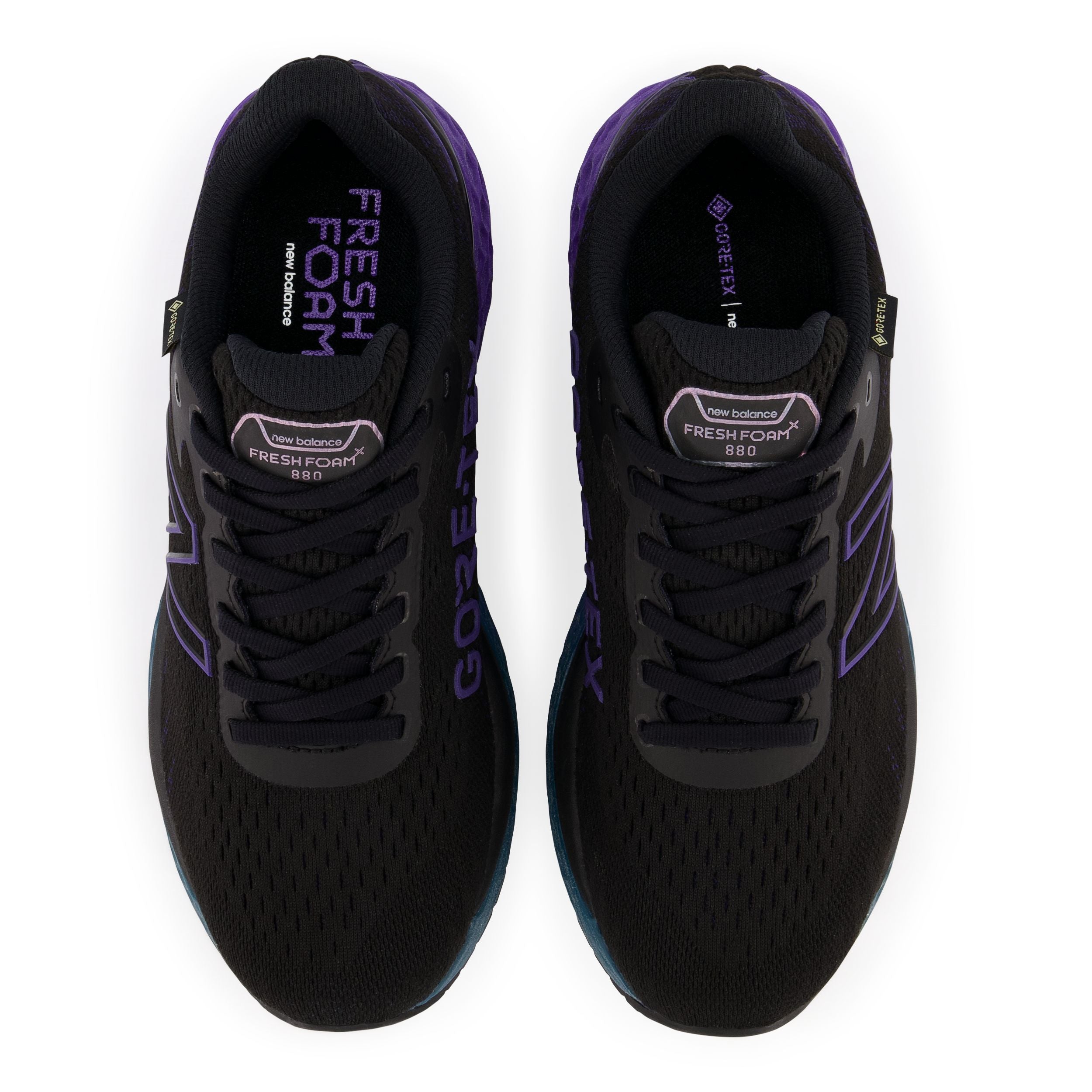 Womens New Balance W880X11 GTX