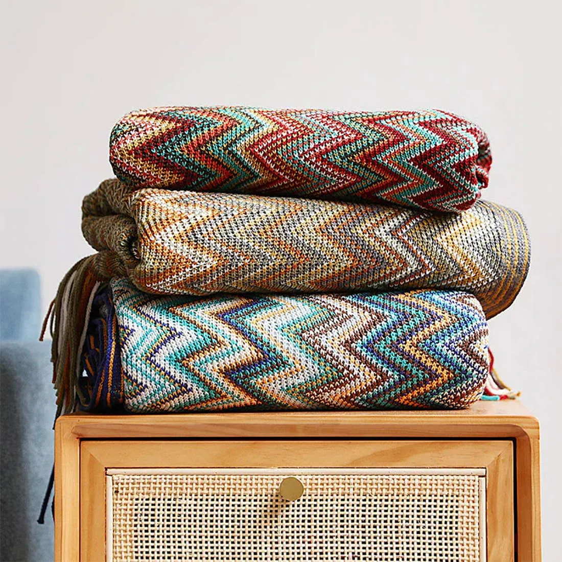 Zigzag Soft Boho Throw Blanket with Tassels